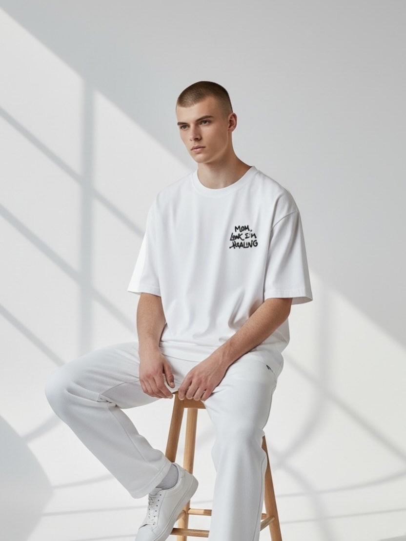 T shirt « Mom look I’m healing »