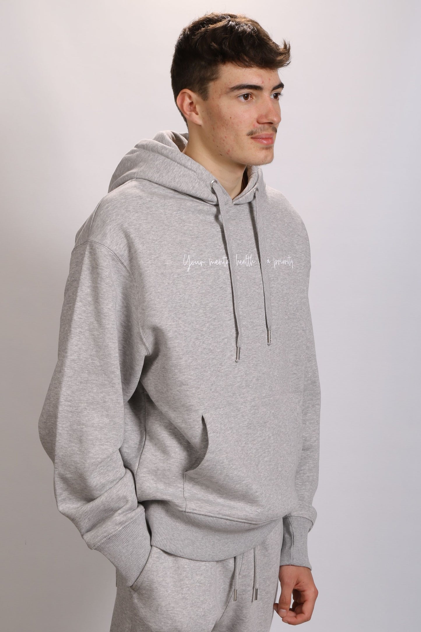 Sweat à capuche Gris